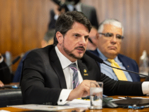 Marcos do Val volta ao centro do combate ao crime organizado com a CPI instalada no Senado