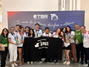 Equipe de Robótica da Escola Honório Fraga conquista título nacional no Torneio Brasil de Robótica