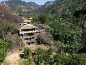 Você sabia que Viana tem um castelo? Conheça a construção imponente que chama atenção em Formate