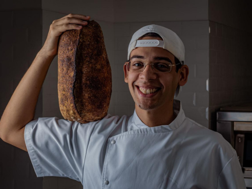 Crocante por fora e macio por dentro, os pães de fermentação natural mofam se não forem acondicionados corretamente