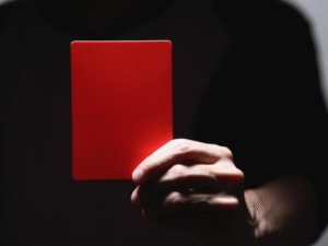 Cartão vermelho para a violência contra a mulher: OAB-ES e FES transformam o Capixabão em palco de conscientização