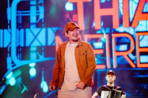 De Linhares para a Europa: Thiago Meirelles transforma turnês internacionais em novo capítulo da carreira e se prepara para gravar DVD em Bruxelas